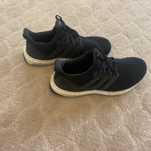 Adidas Ultraboost Black - Picture 2 of 7